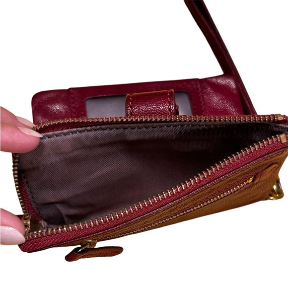Fossil Wallet Wristlet - Picture 5 of 6